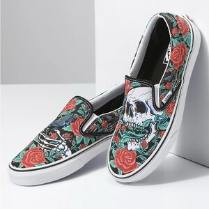 VANS Rose Skulls Classic Slip-On Shoes